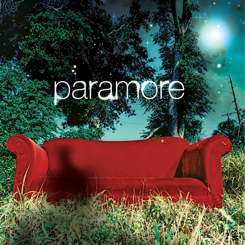 Альбом Paramore Deluxe.