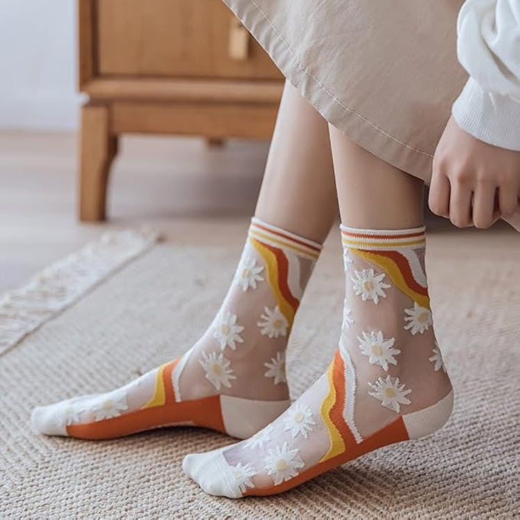 Yomutiur Sheer Socks (5 Pairs)