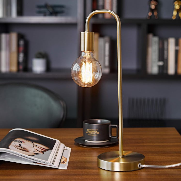GLOBE Electric Holden 18-Inch Brass Table Lamp