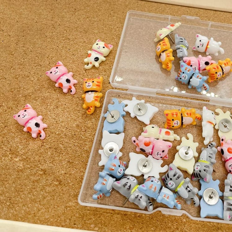 LLHDKF Cat Push Pins (30-Pieces)