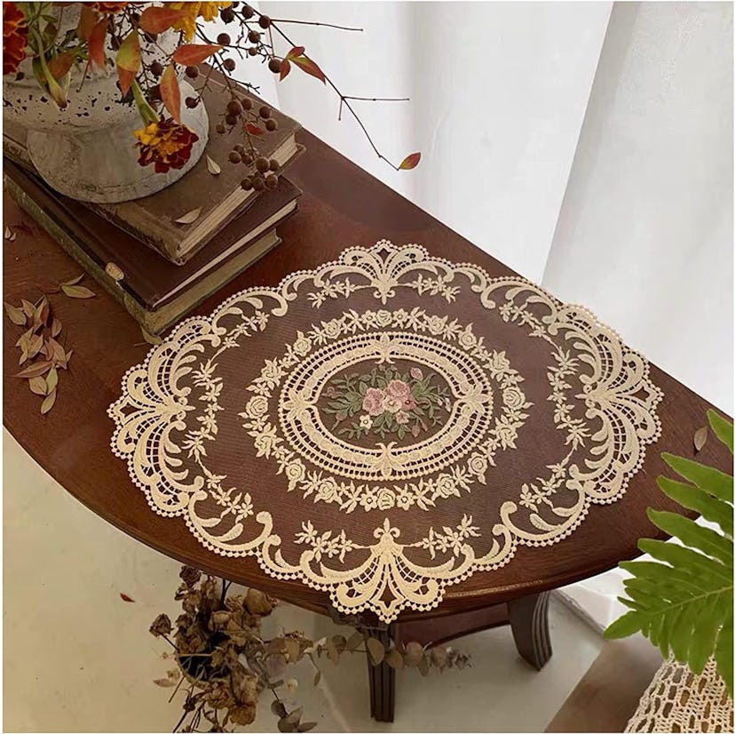Fiygor Retro Lace Placemats (2-Pack)
