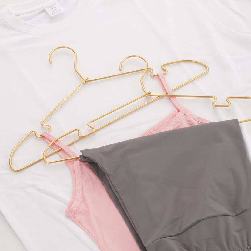 VWV Gold Aluminum Hangers (20-Pack)
