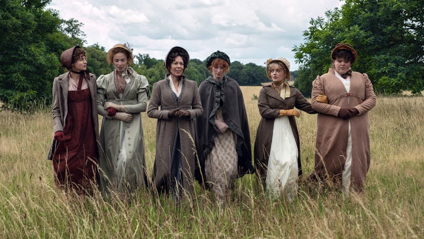 Emma Corrin, Olivia Colman and the cast of the 'Pride and Prejudice' mini series on Netflix