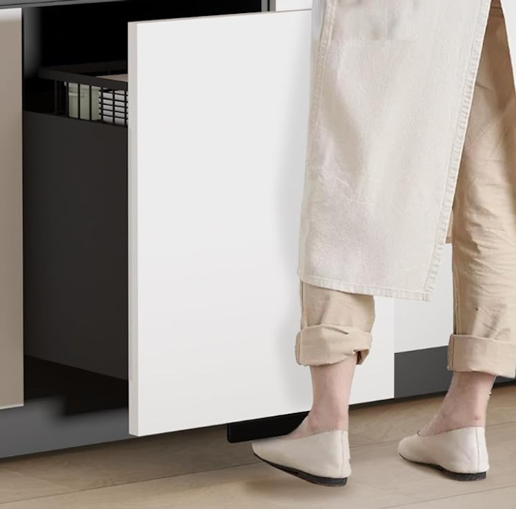 Vorshape Cabinet Foot Pull 
