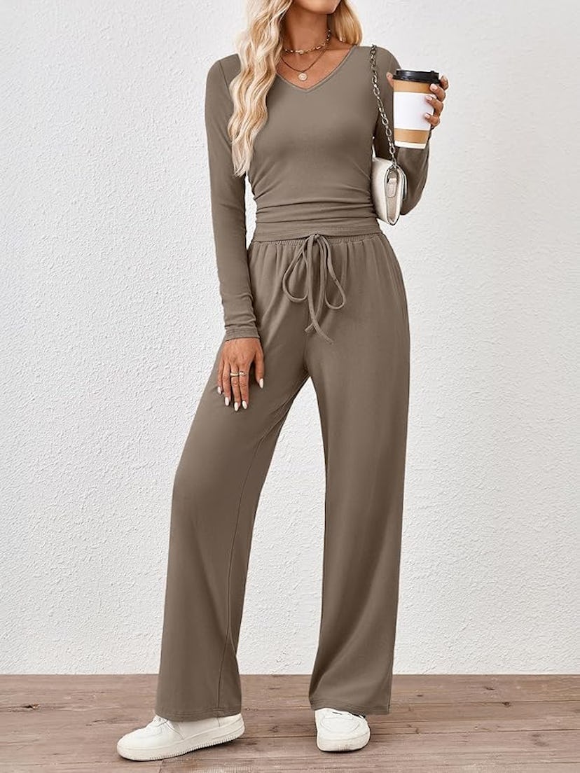 Trendy Queen Two-Piece Lounge Set
