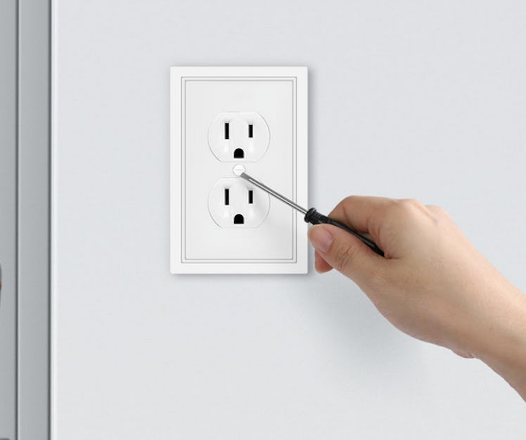 Dyekou Outlet Cover Wall Plates (4-Pack)