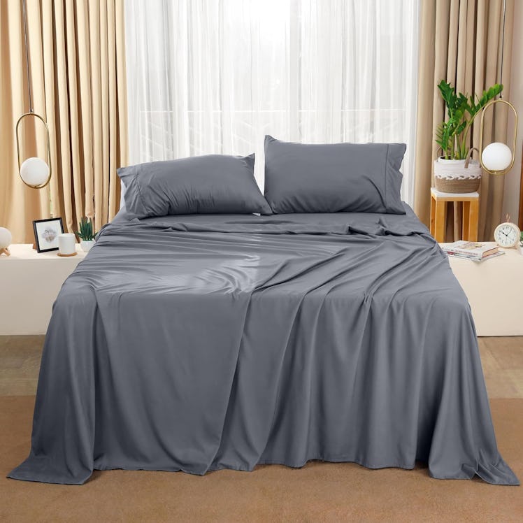 Utopia Bedding Sheet Set (4 Pieces)