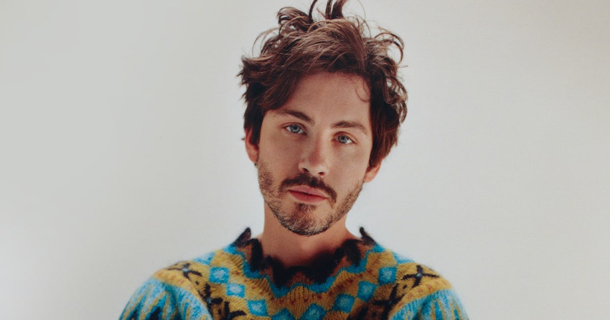 Logan Lerman Wooed His Fiancee With 'Sex And The City' And Fancy Fruit