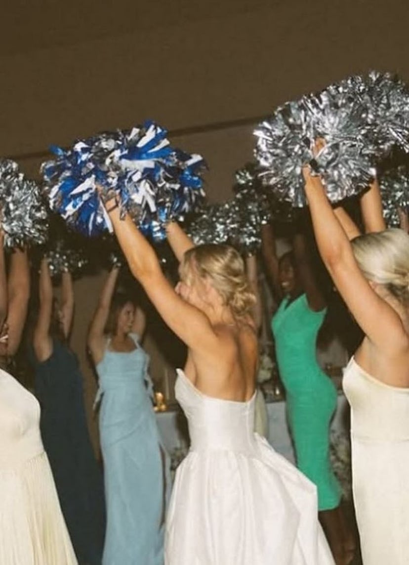 Dallas Cowboys Cheerleaders performed "Thunderstuck" at DCC Zoe Dale's wedding.