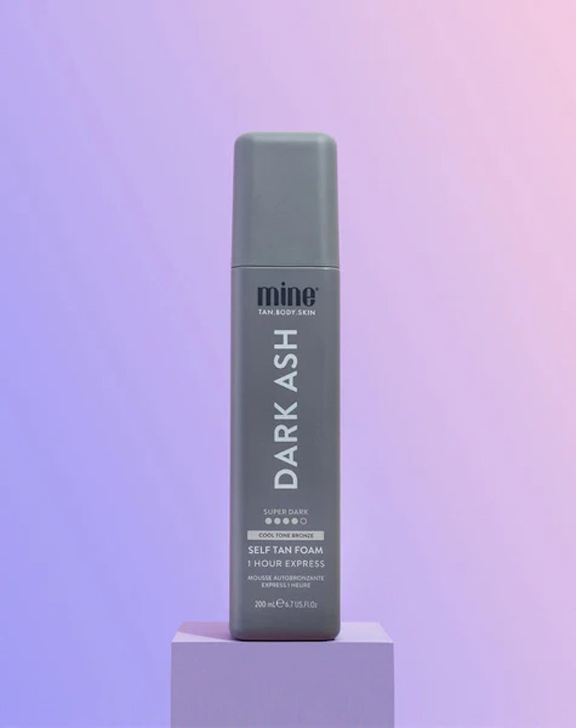 Dark Ash Self Tan Foam mine tan
