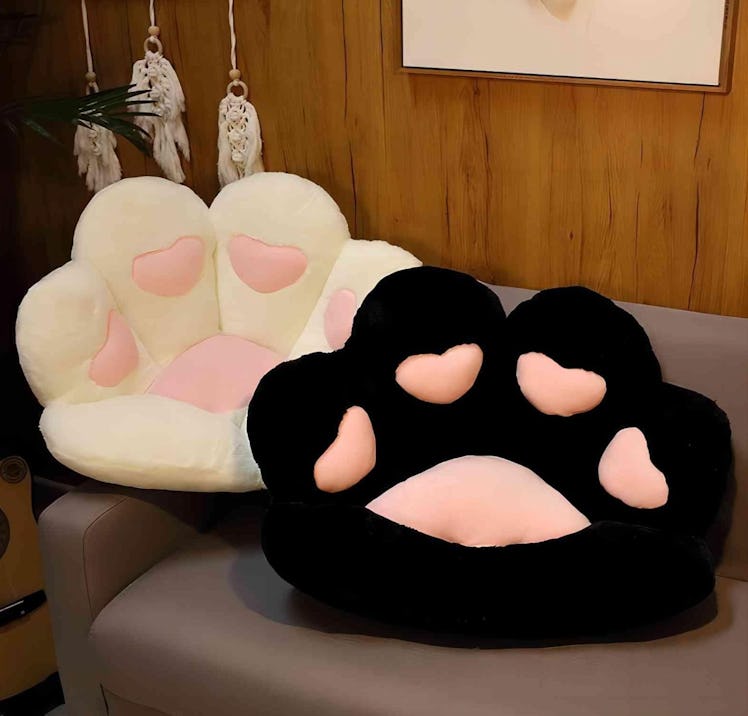 Ditucu Cat Paw Cushion 