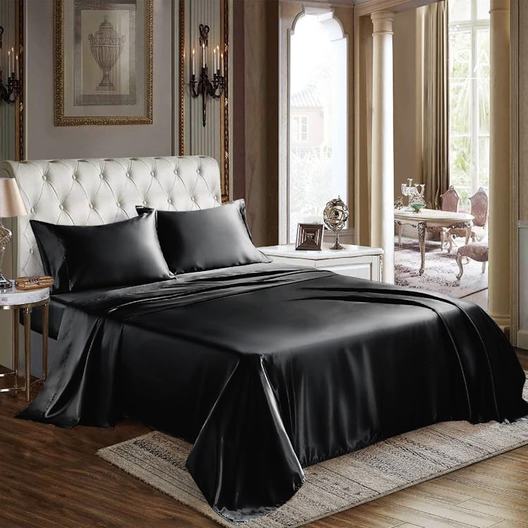 CozyLux Satin Sheets Set (4-Pieces)