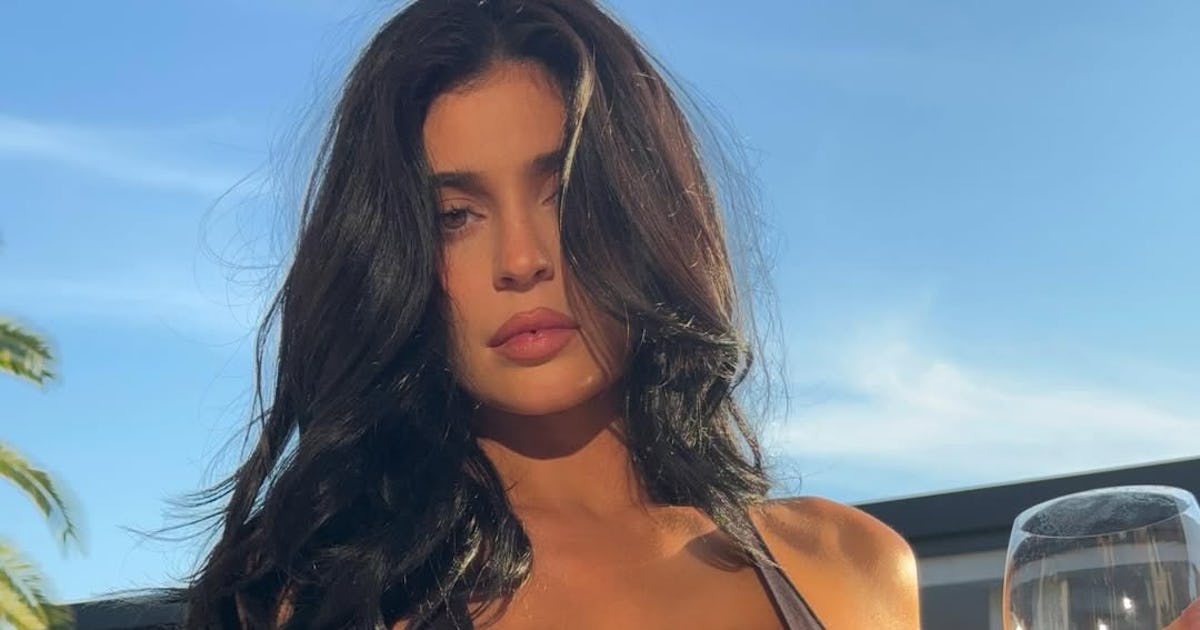 Kylie Jenner Went Full "Mob Wife" In A Tiny, Animal-Print Bikini