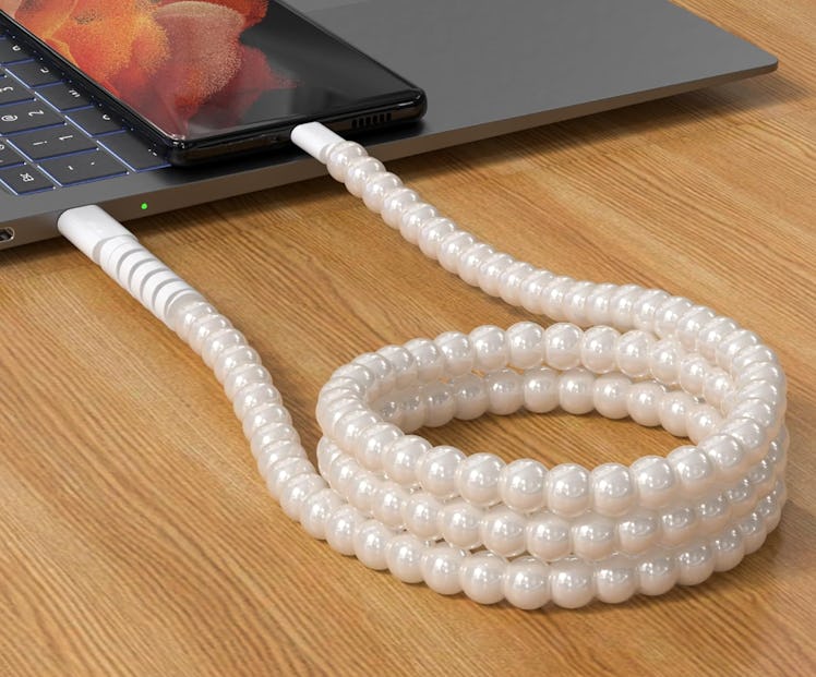 XNMOA Beaded Pearls Charger 