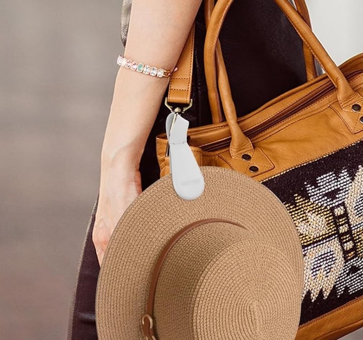 Fikoksol Magnetic Hat Clip