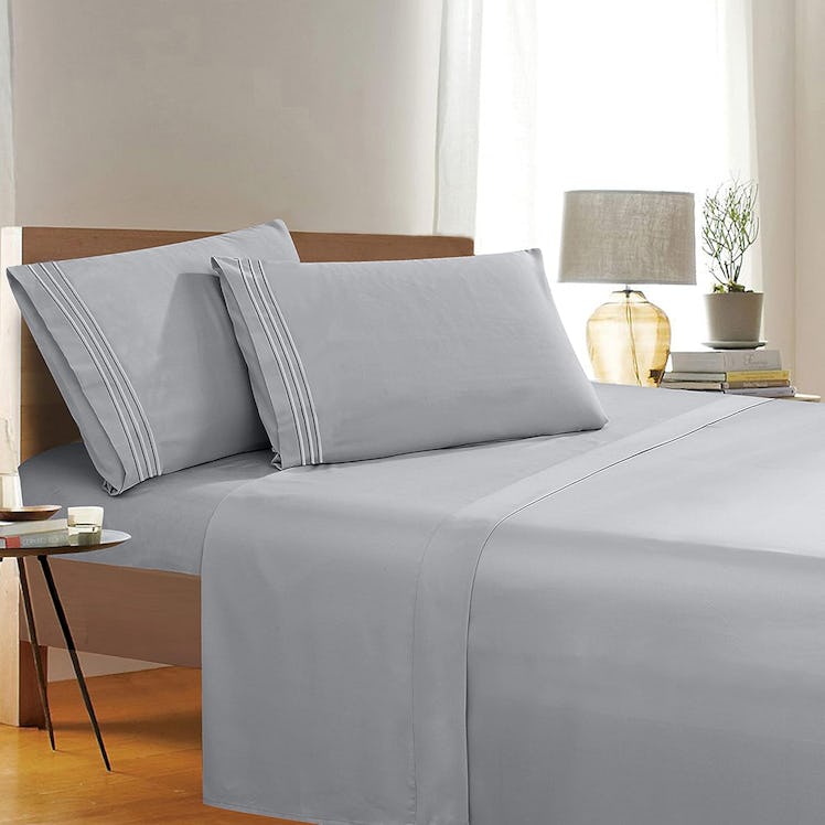 Elegant Comfort Egyptian Quality Sheet Set (4 Pieces)