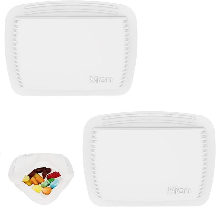 Hion Silicone Pill Pocket (2-Pack)