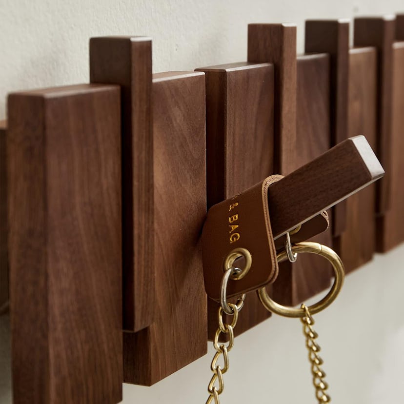 Quellance Wooden Coat Hooks