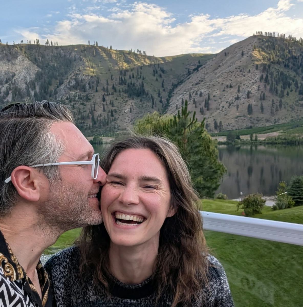 where-is-amanda-knox-now-she-produced-twisted-tale-on-hulu