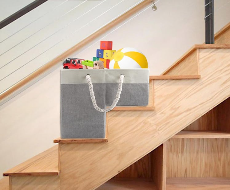 Gachiwar L-Shaped Stair Basket
