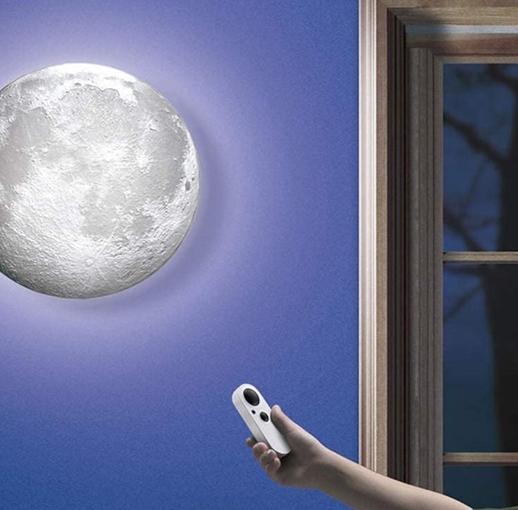 Basic Fun Moon in My Room Light