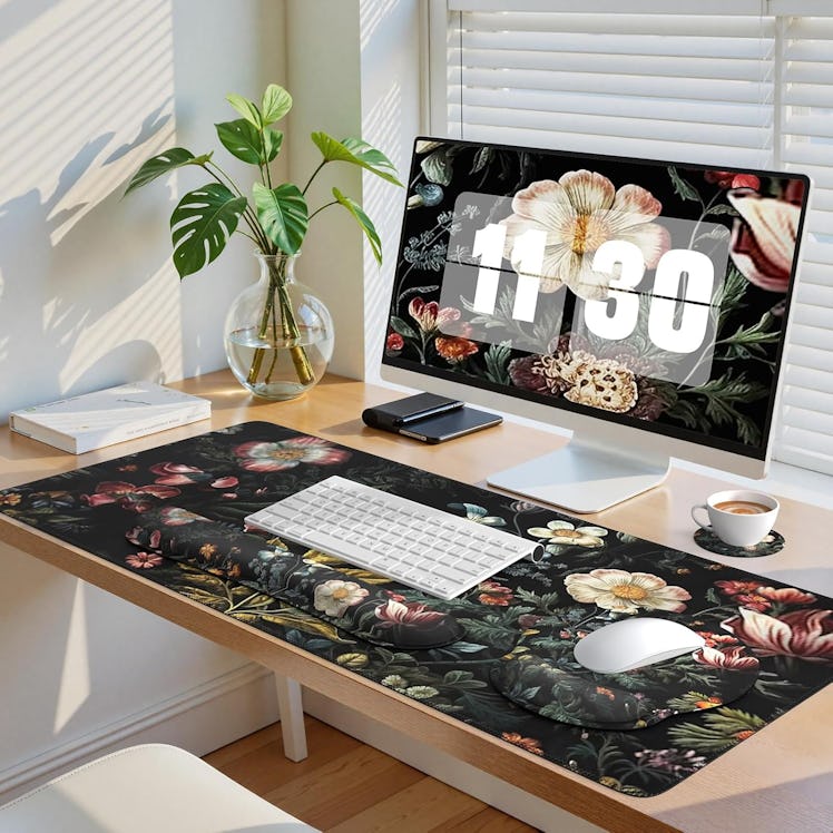  iCasso Floral Desk Mat Set (4 Pieces)