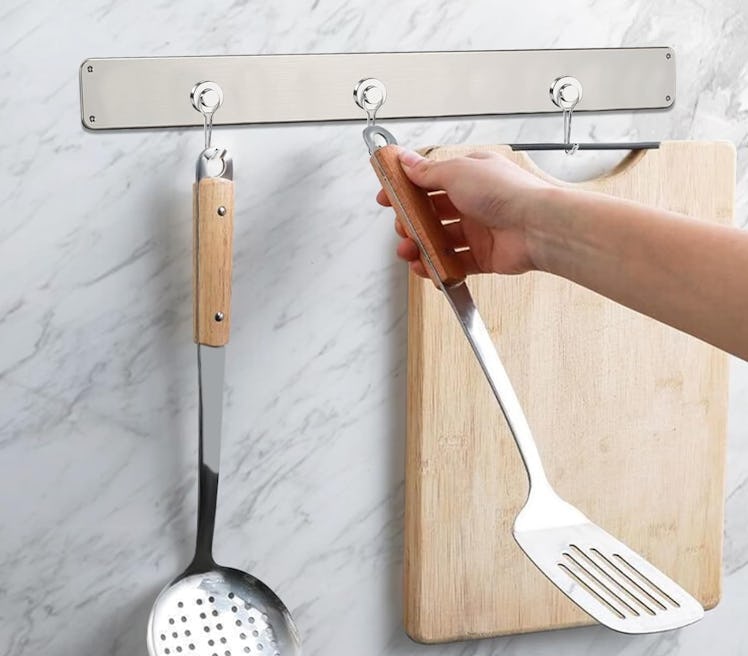 MIKEDE Magnetic Hooks (28-Pack)