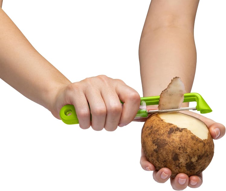 Dreamfarm Self-Sharpening Peeler