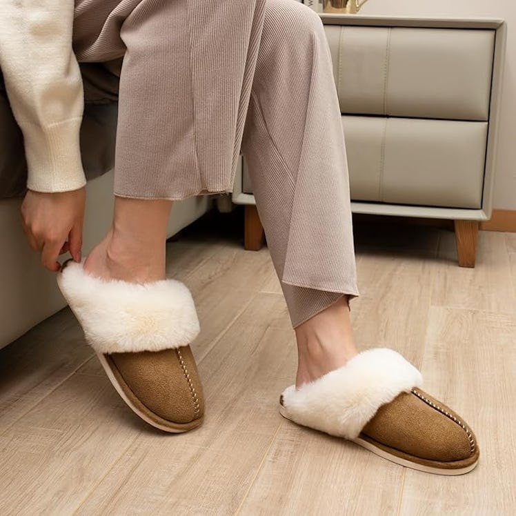 Parlovable Memory Foam Slippers