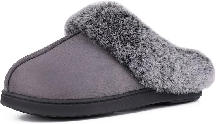 HomeTop Microsuede Memory Foam Slippers