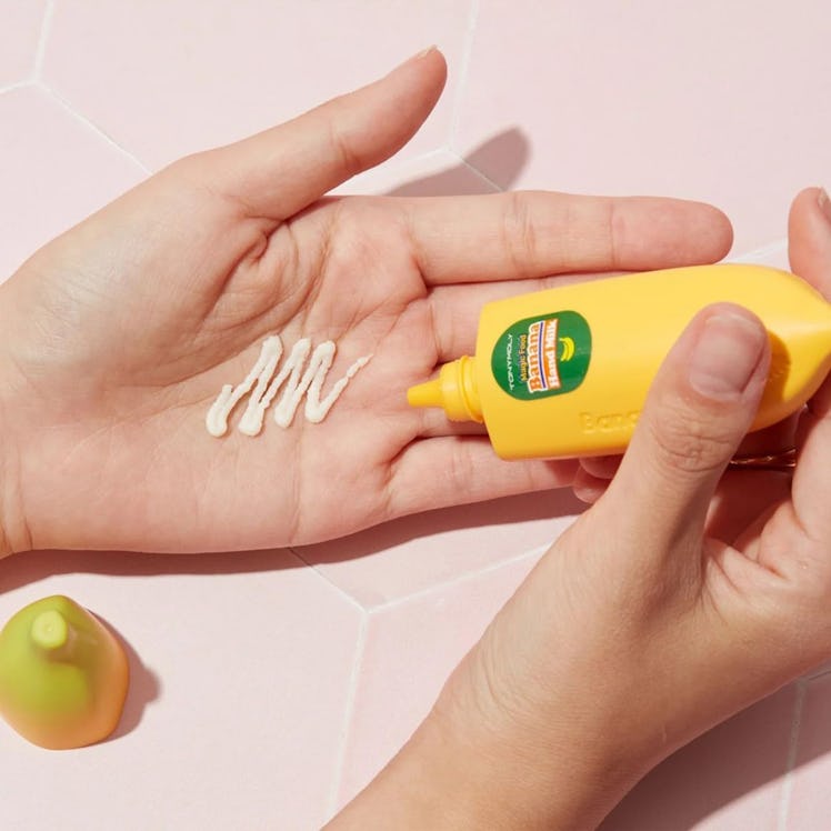 TONYMOLY Magic Food Banana Hand Milk