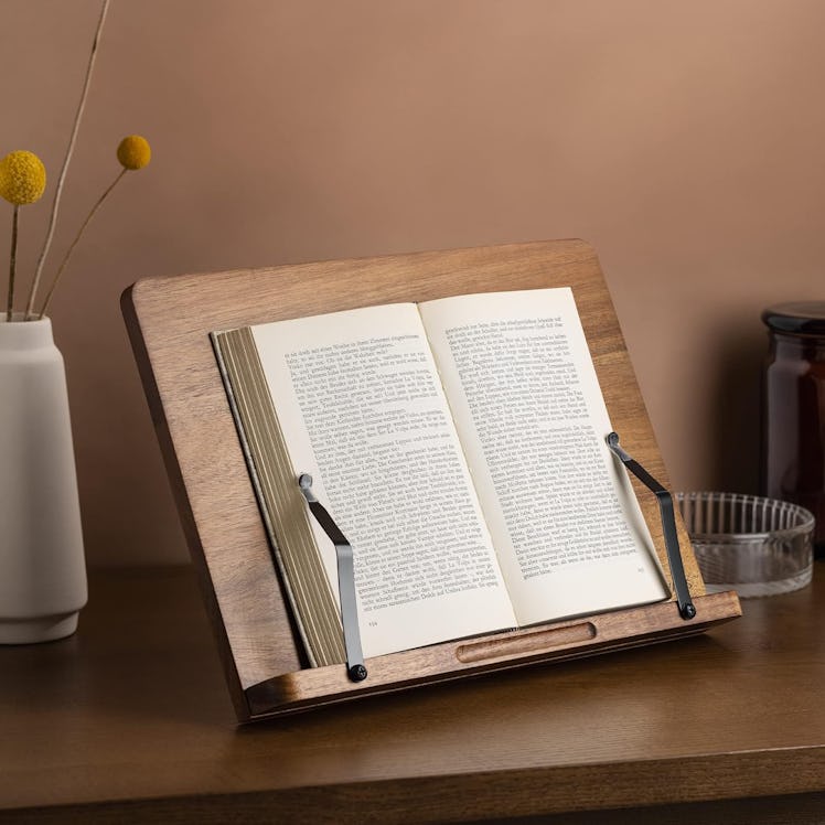 Navaris Wooden Book Stand 