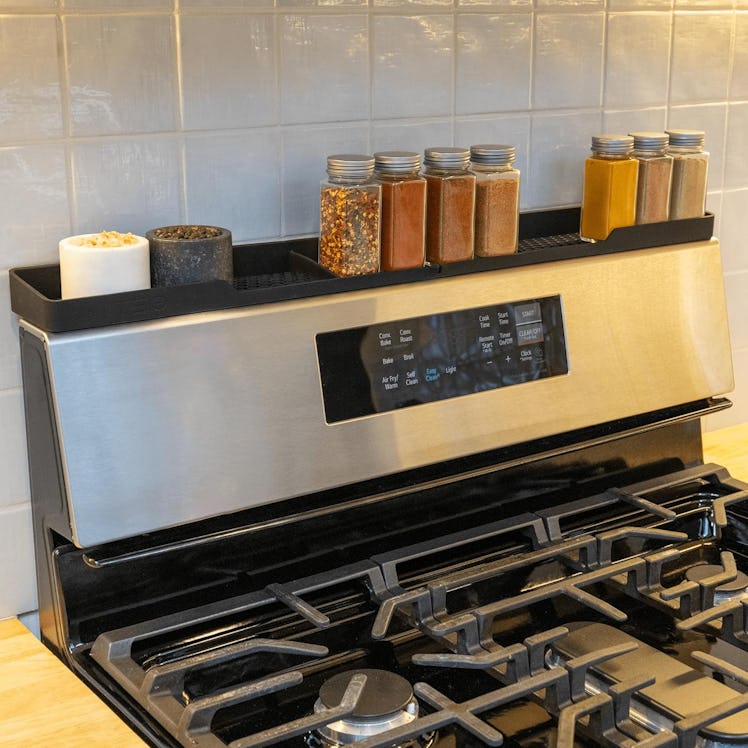 TEO Magnetic Silicone Stovetop Shelf