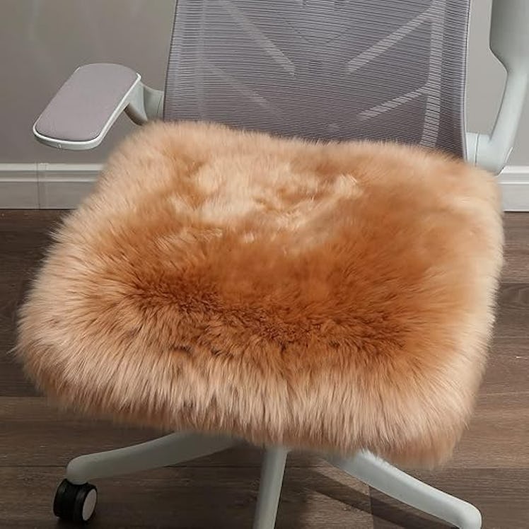 LLB Sheepskin Chair Cushion