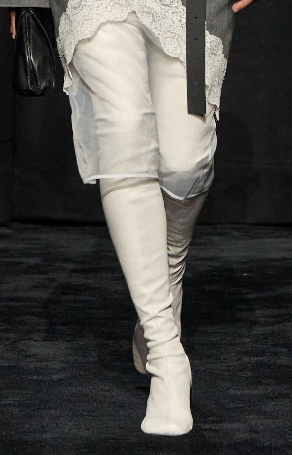 These Fall 2025 Shoe Trends Deserve Your Full Attention Jil Sander runway