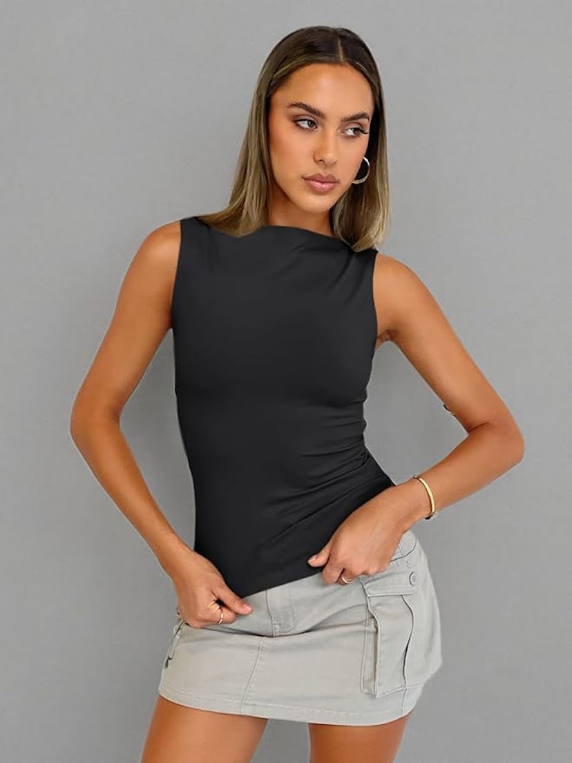 Trendy Queen Boat-Neck Tank Top