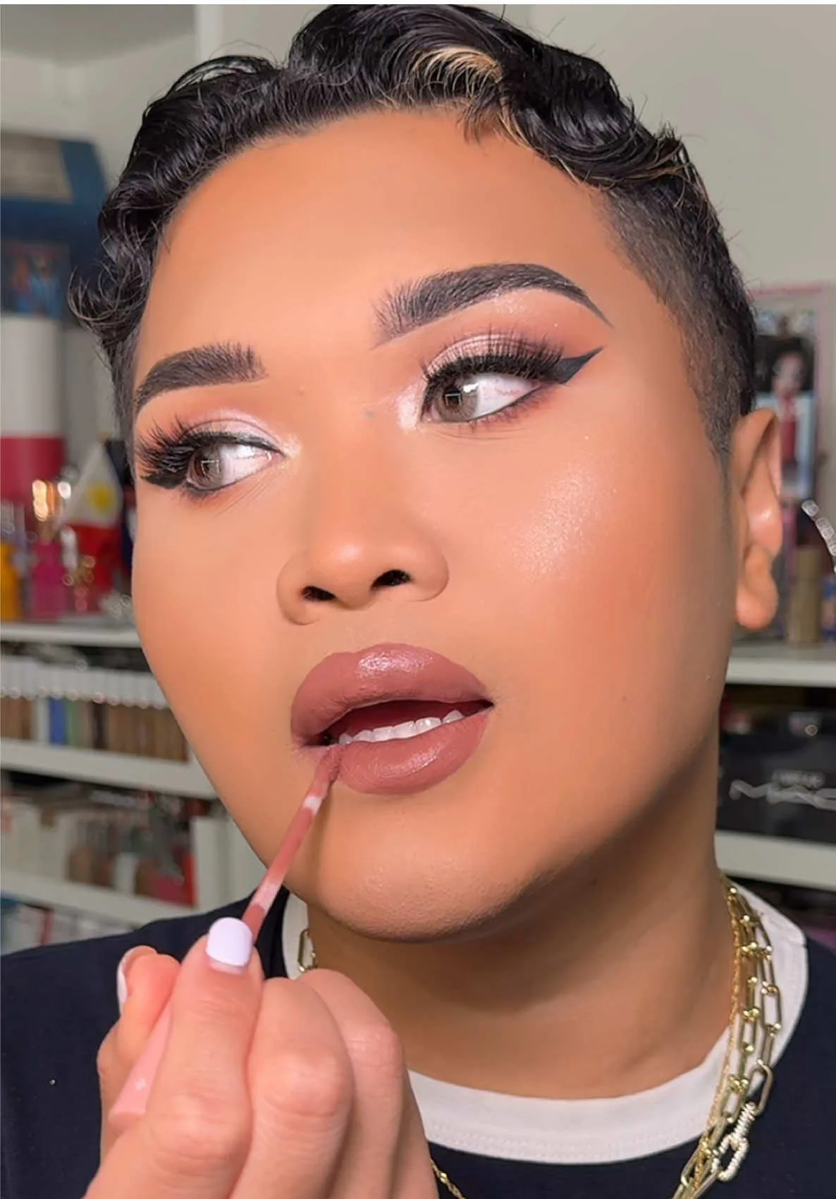 2016 Makeup Is Back, & The Has Some Thoughts(00)