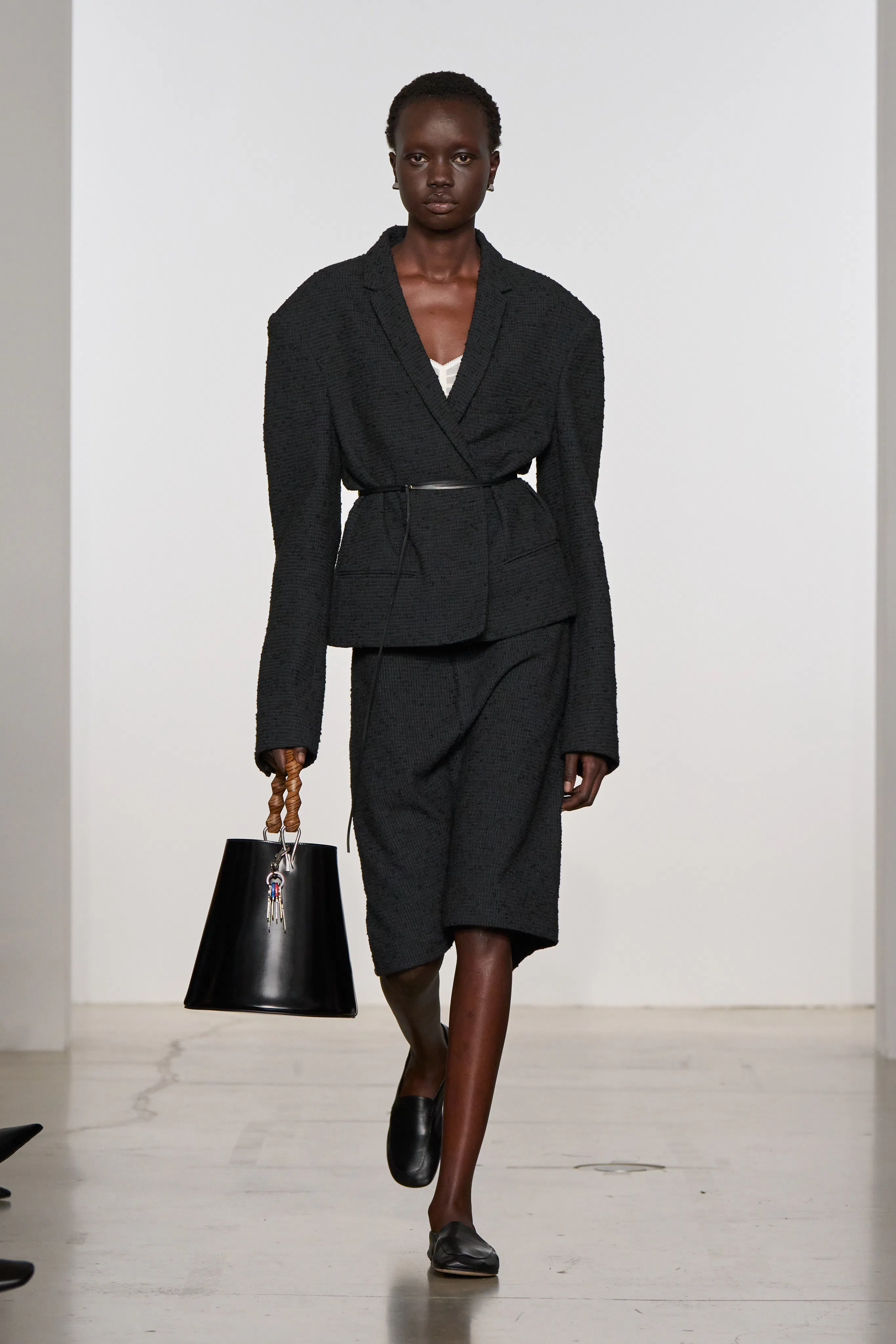 calvin klein runway dresses Monumental minimalism - The runway collection by Veronica Leoni