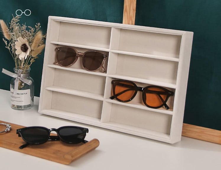 Coward Velvet Sunglasses Organizer