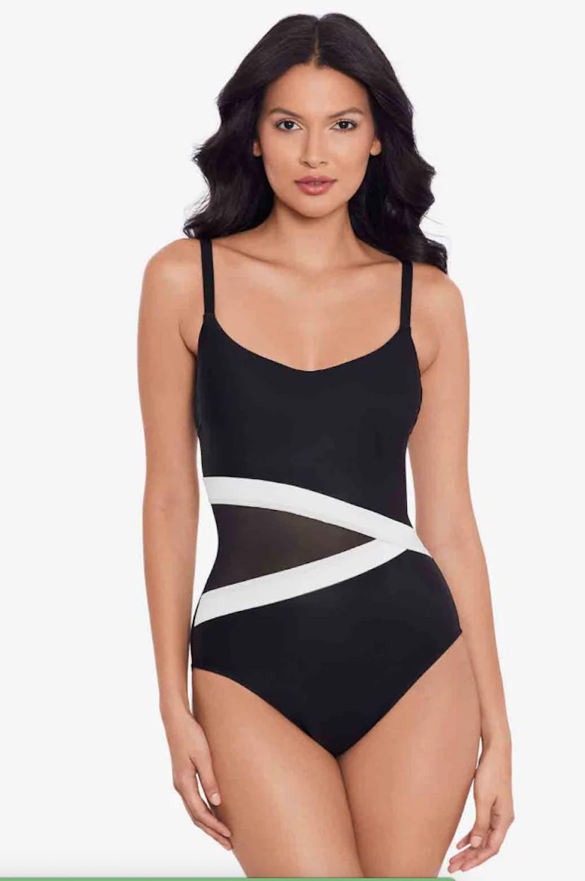 Lyra One Piece in Spectra