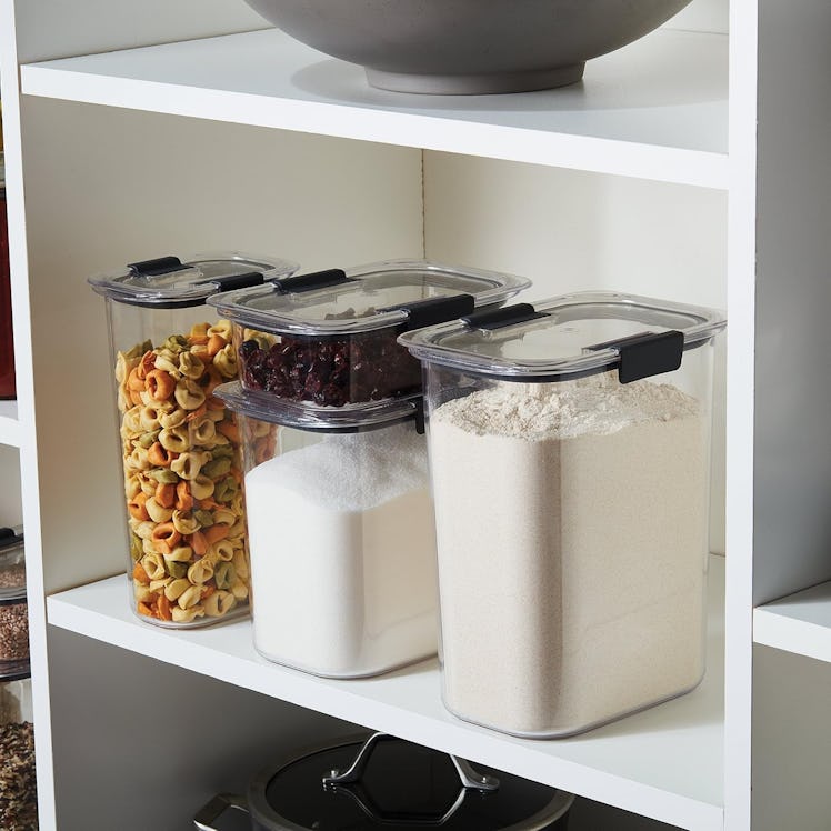 Rubbermaid Brilliance Pantry Food Storage Container Set (8 Pieces) 