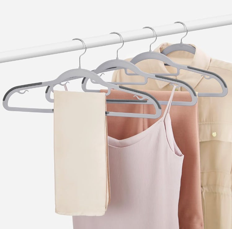 SONGMICS Slim Hangers (30-Pack)