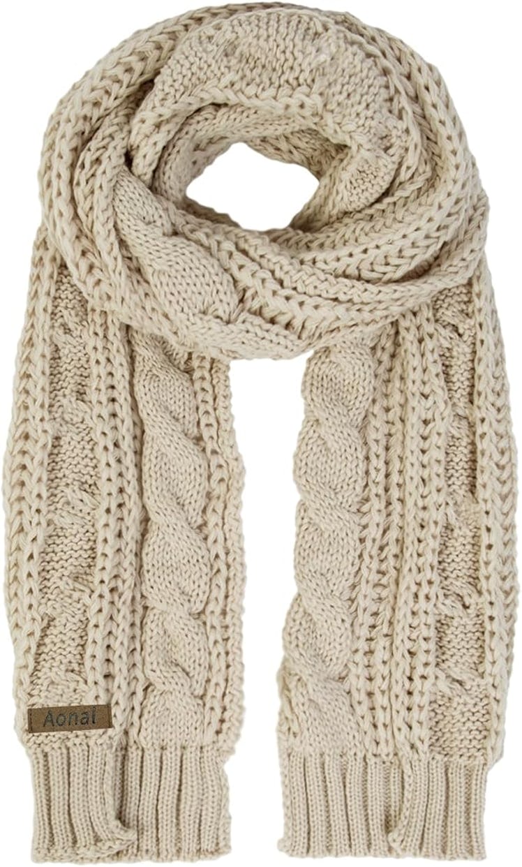 Aonal Cable Knit Scarf