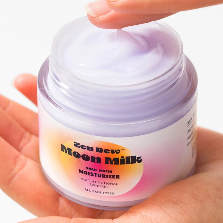 Zen Dew Moon Milk Snail Mucin Moisturizer, 3.52 Oz.