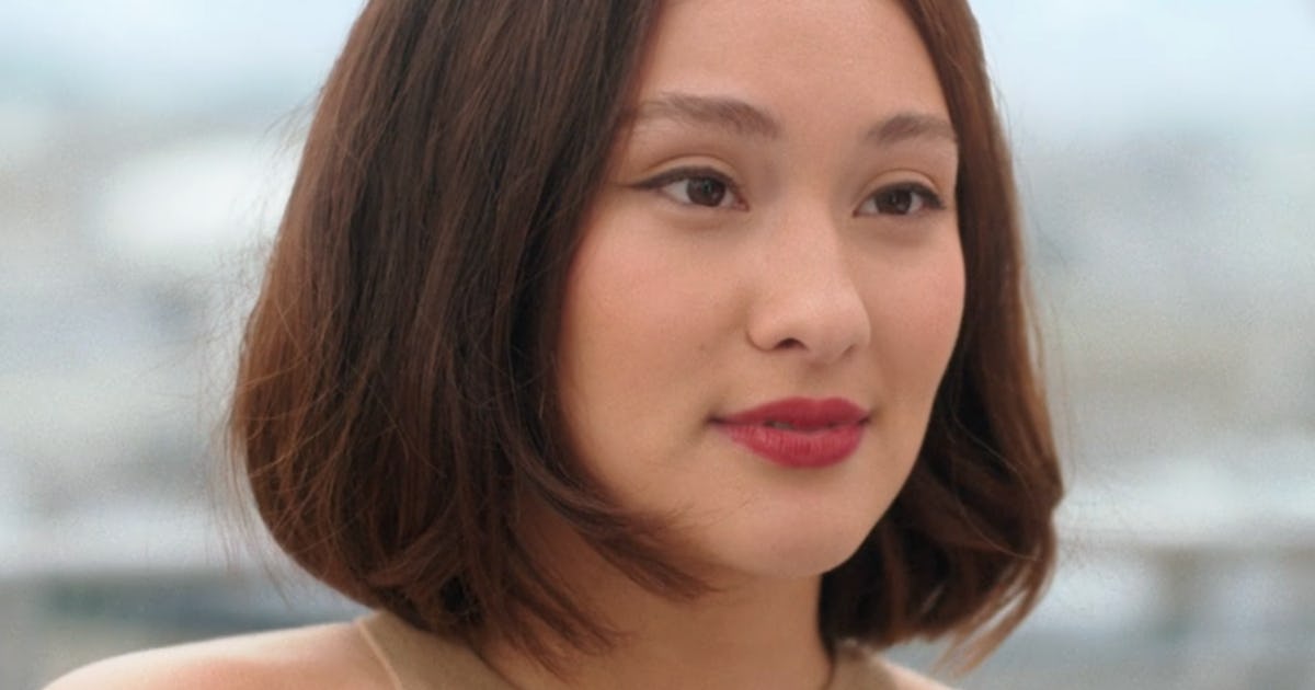 Lola Tung Reveals The Secret Behind Her 'TSITP' Bob & It's Genius