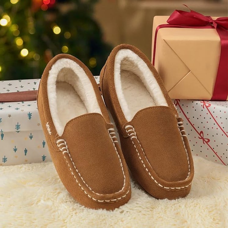 DREAM PAIRS Moccasin Slippers
