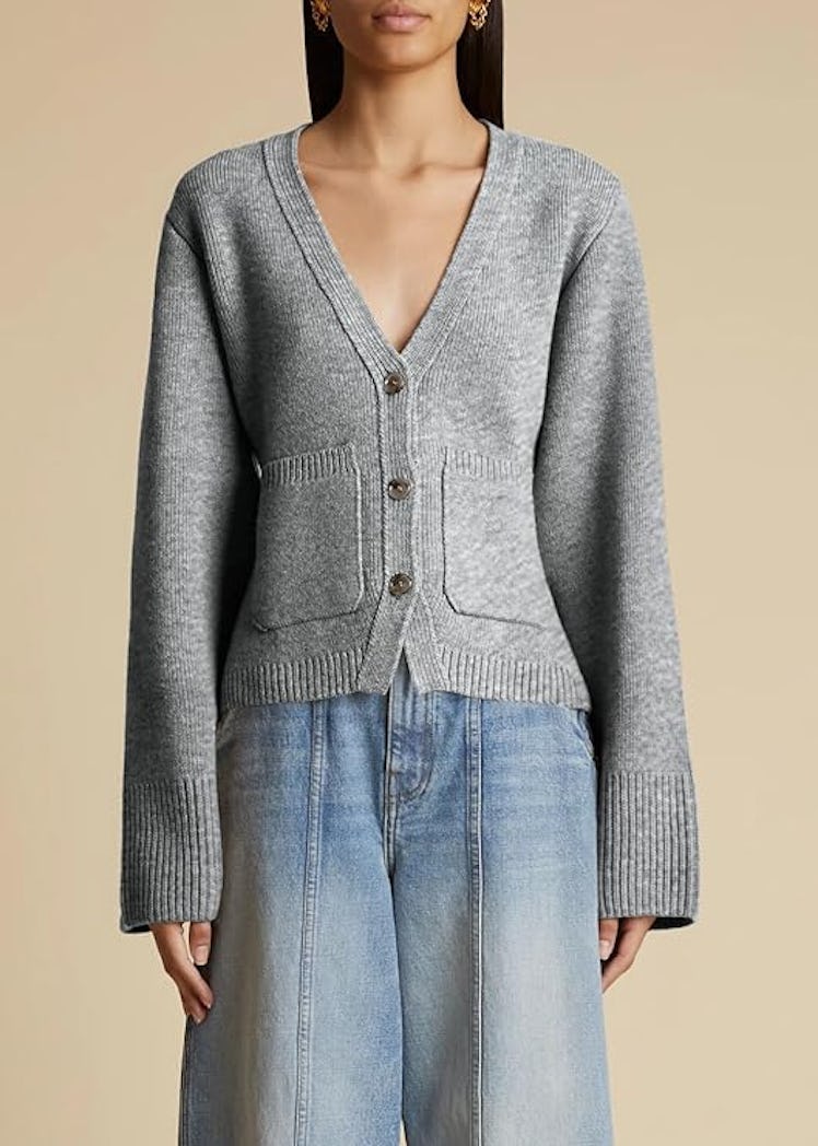 Saodimallsu V-Neck Cardigan