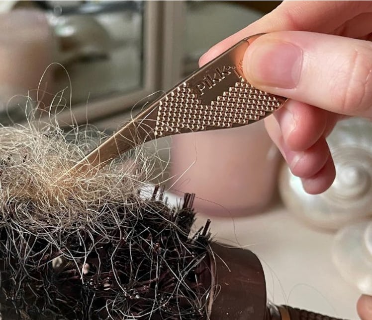 Pikk-It Vacuum Hair Brush Cleaner Gadget 