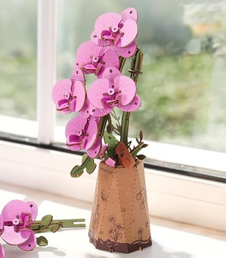 rowood 3-D Wooden Flower Puzzle