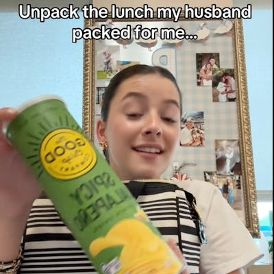 A Woman's Lunch That Her Husband Packed For Her Is Going Viral
